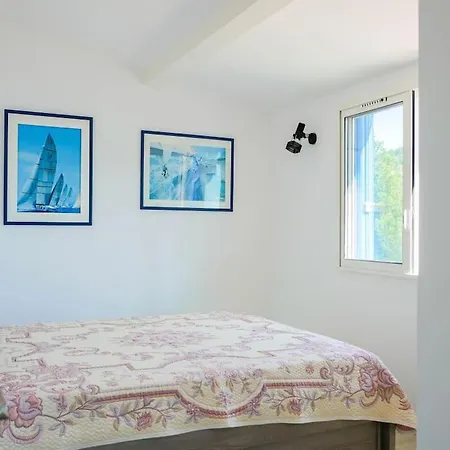 Vakantiehuis Maison Bord De Vue Exceptionnelle Avec Acces Prive Carqueiranne