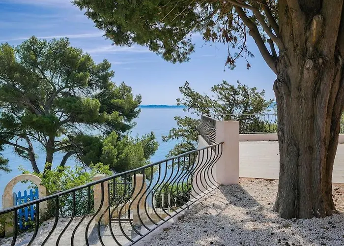 Semesterbostad Maison Bord De Vue Exceptionnelle Avec Acces Prive *