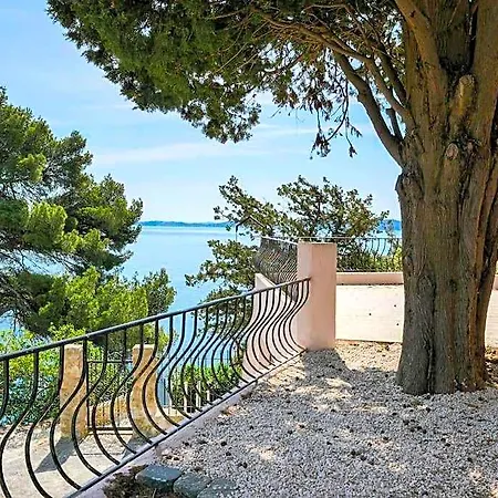 Maison Bord De Vue Exceptionnelle Avec Acces Prive Ferienhaus